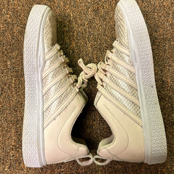 Girls K Swiss Sneakers - Picture 7 of 8